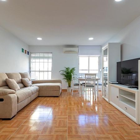 Charming 2 Bedroom Apartment At Triana Center By Oui Seville Luaran gambar