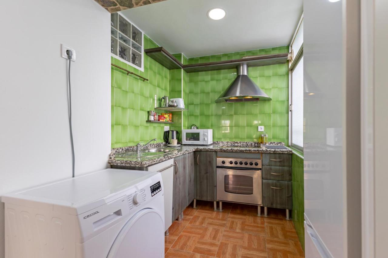 Charming 2 Bedroom Apartment At Triana Center By Oui Seville Luaran gambar