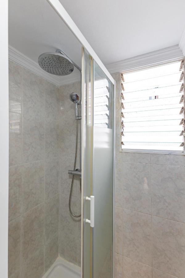 Charming 2 Bedroom Apartment At Triana Center By Oui Seville Luaran gambar