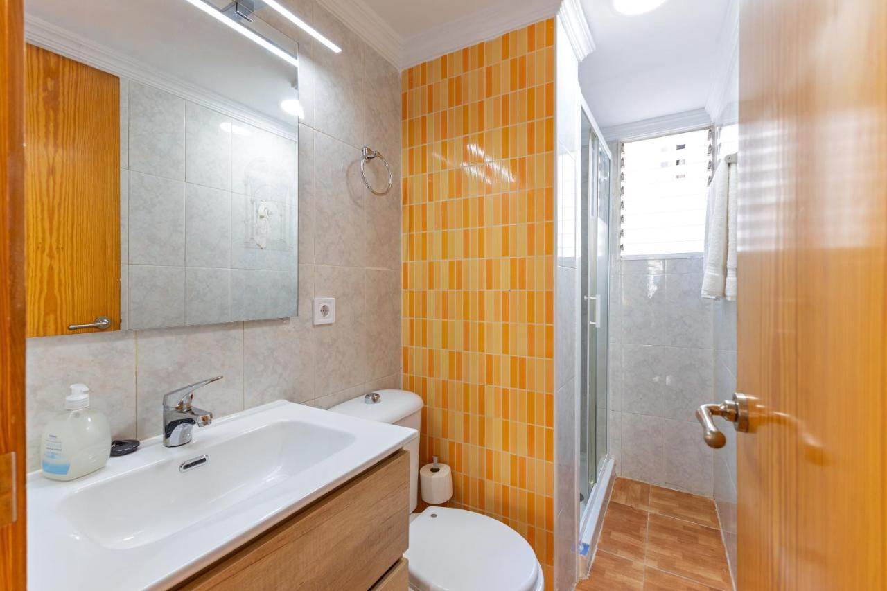 Charming 2 Bedroom Apartment At Triana Center By Oui Seville Luaran gambar